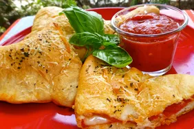 Crescent Pizza Pockets